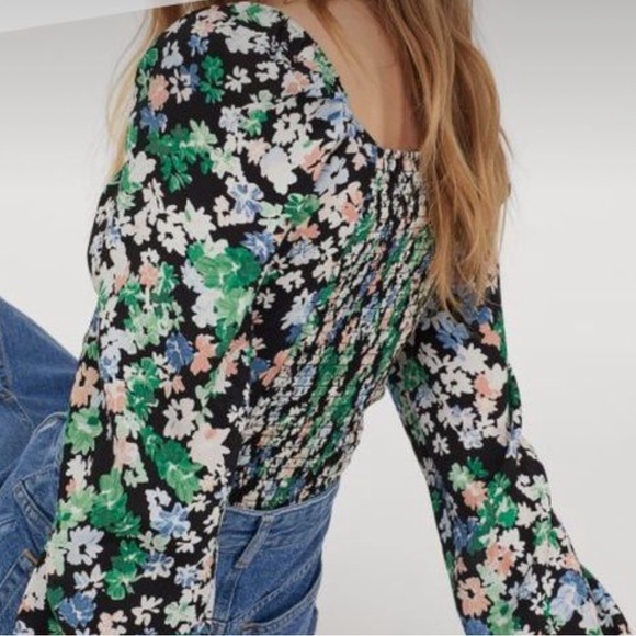 H&M Floral Puff Sleeve Blouse - Picture 3 of 7